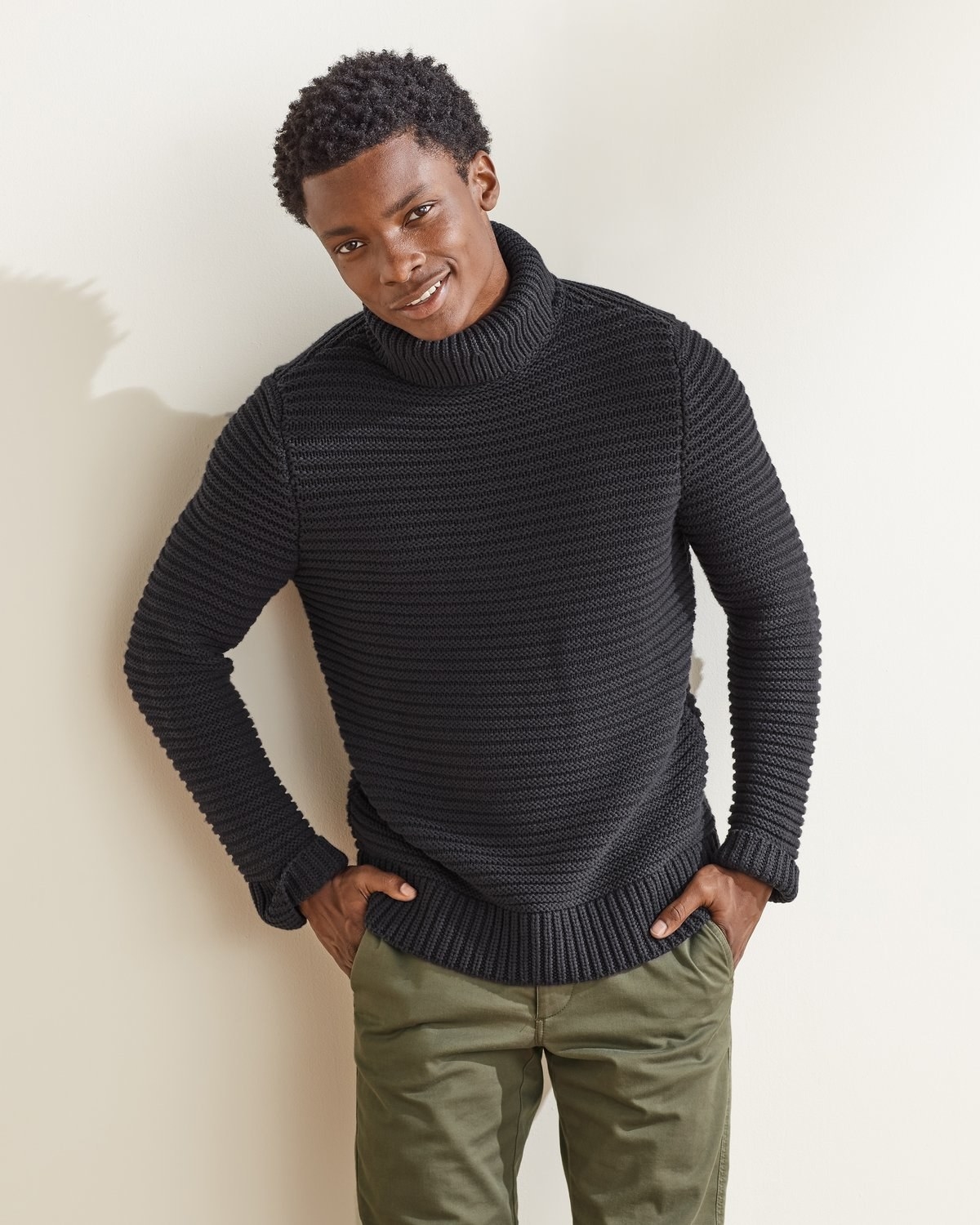 Warm top turtleneck sweater