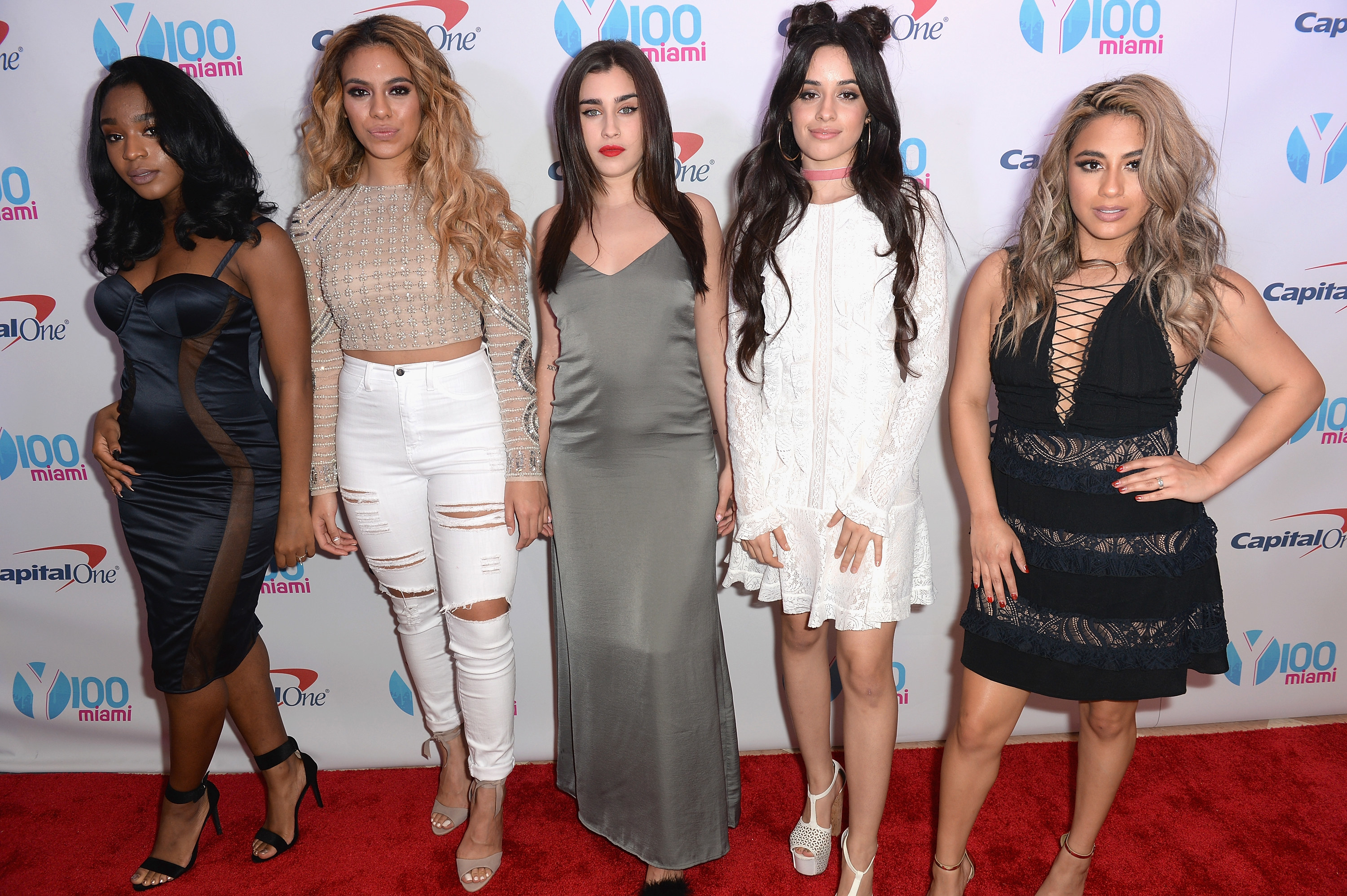 Fifth Harmony poses on the red carpet