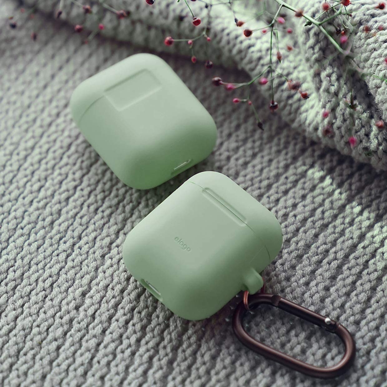 Green silicone airpods case