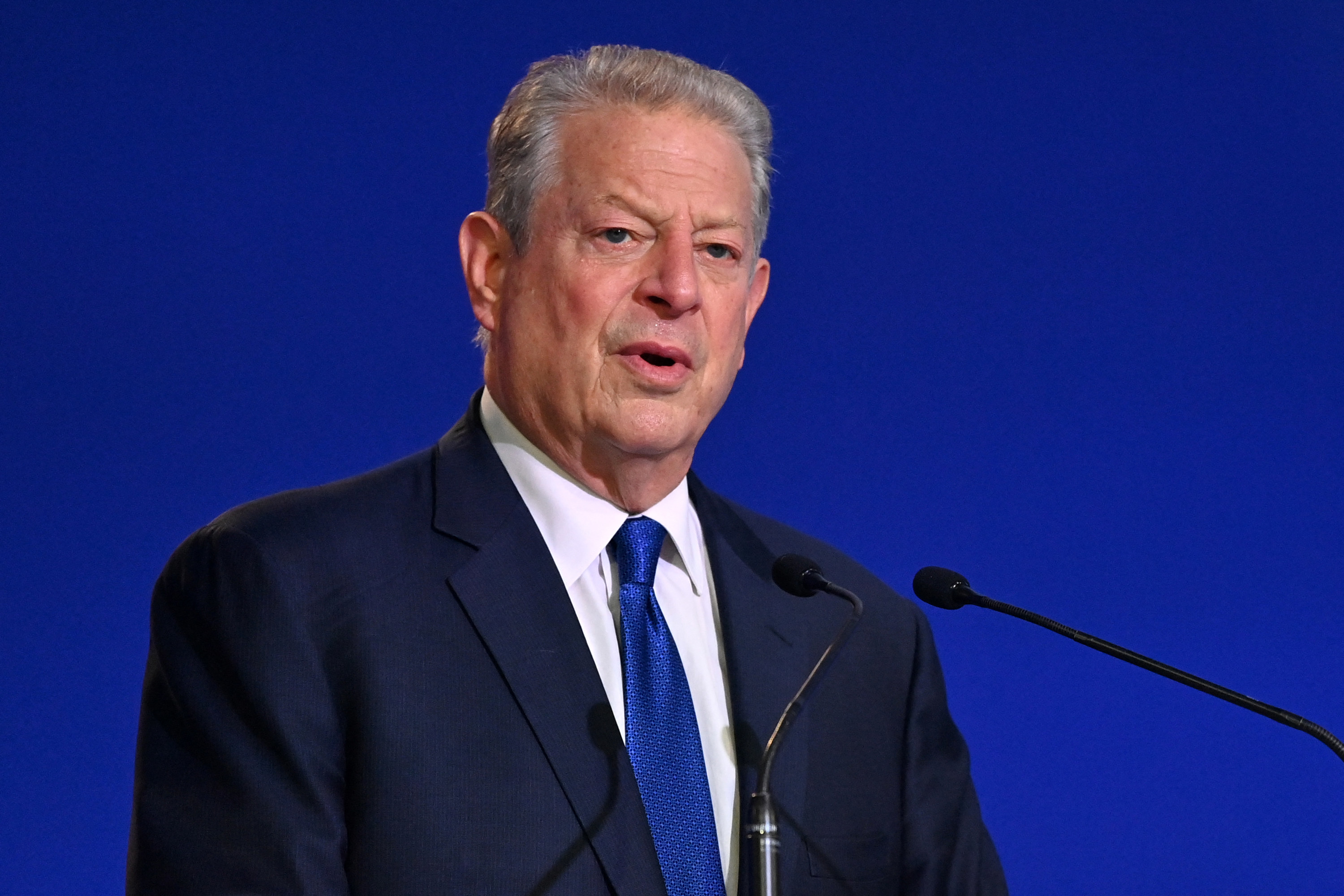 Al Gore giving a speech