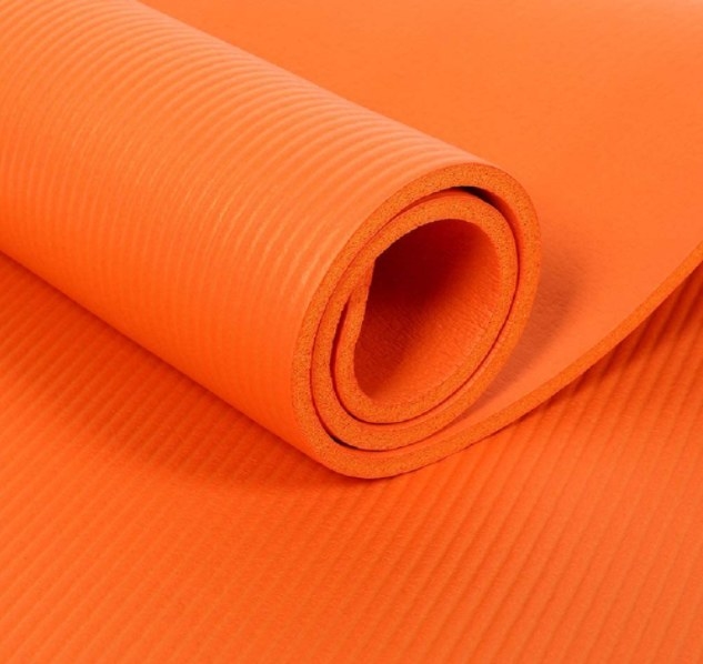 Tapete para yoga en color naranja