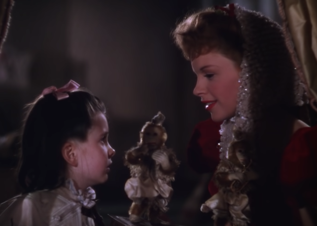 Judy Garland at the windowsill, singing