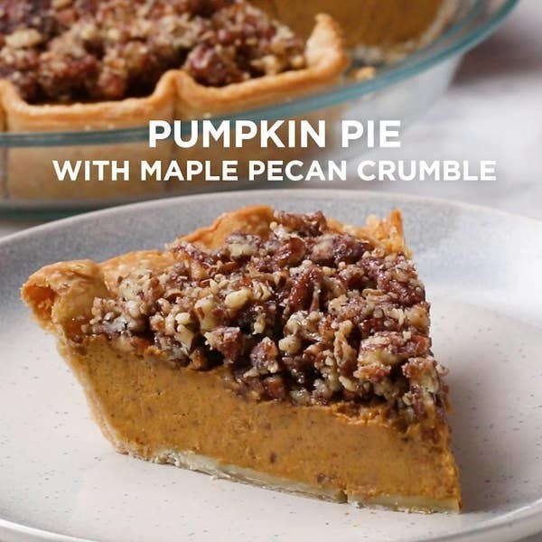 Pumpkin Pie With Maple Pecan Crumble