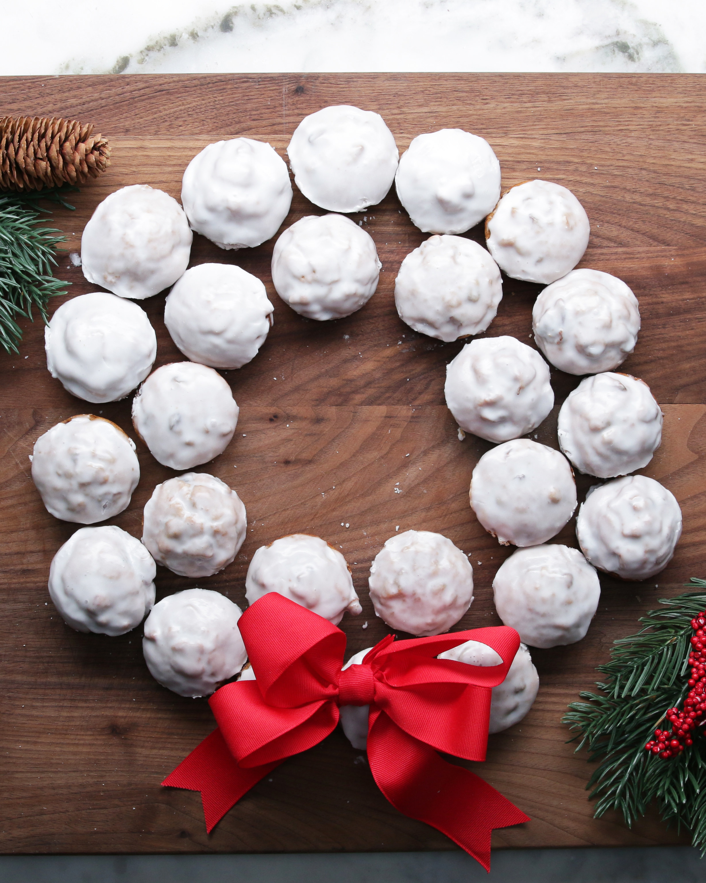 Fruitcake Cupcake Holiday Wreath