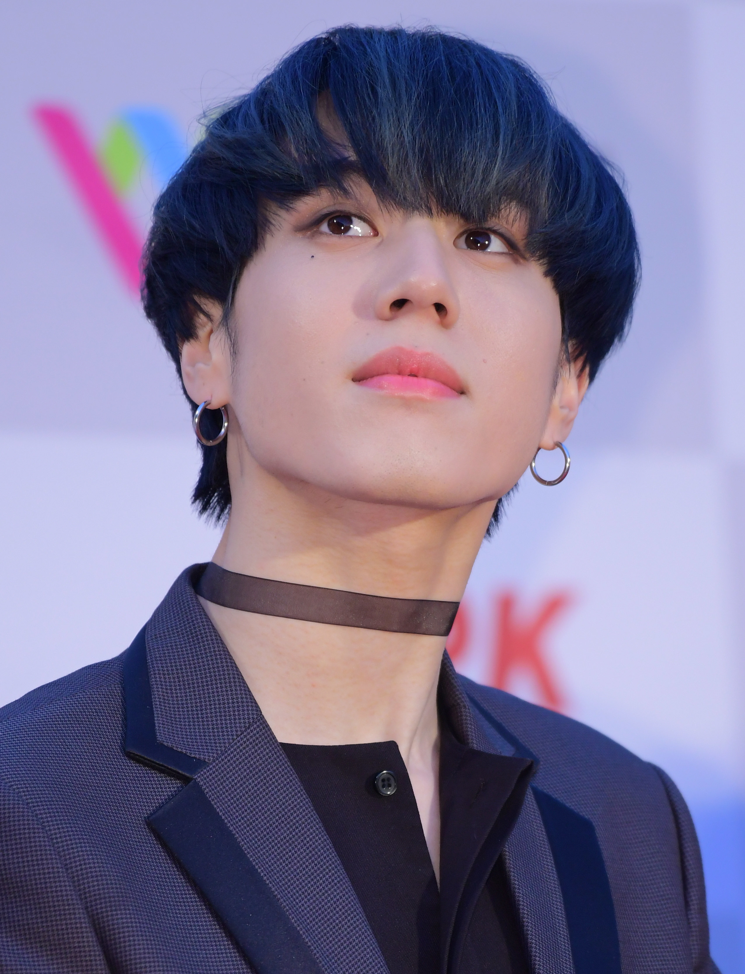 Yugyeom looking up