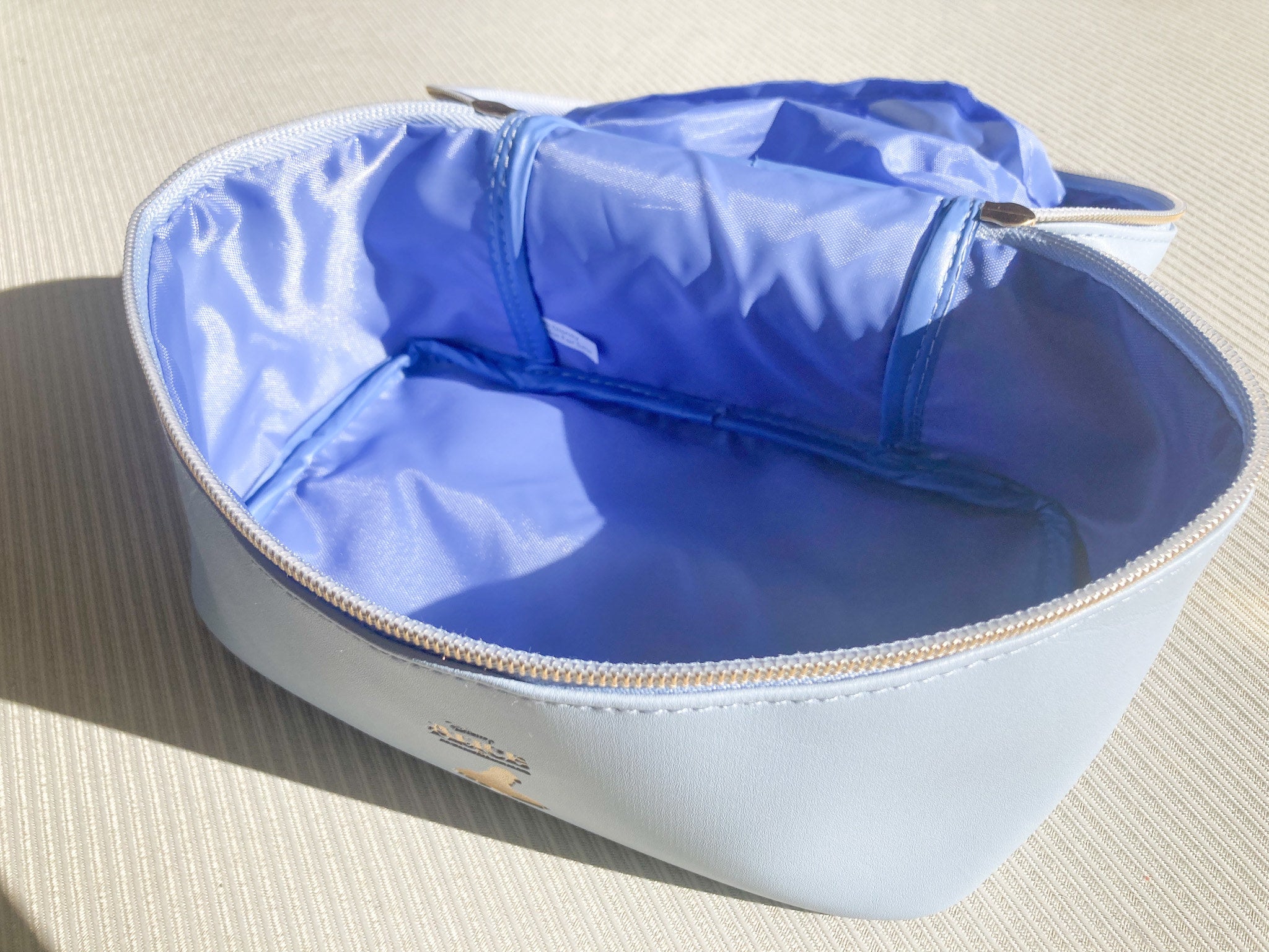 オープニングセール 週末最終値下げ ヒグチユウコ ディズニー アリス バニティポーチ ポーチ バニティ Www Berrinyigit Com