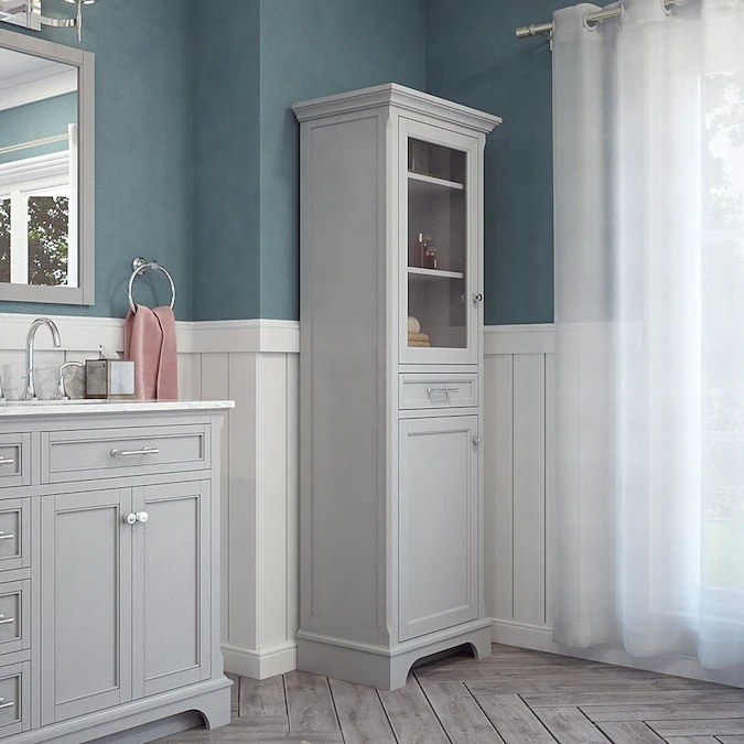 The linen cabinet in the color Light Gray