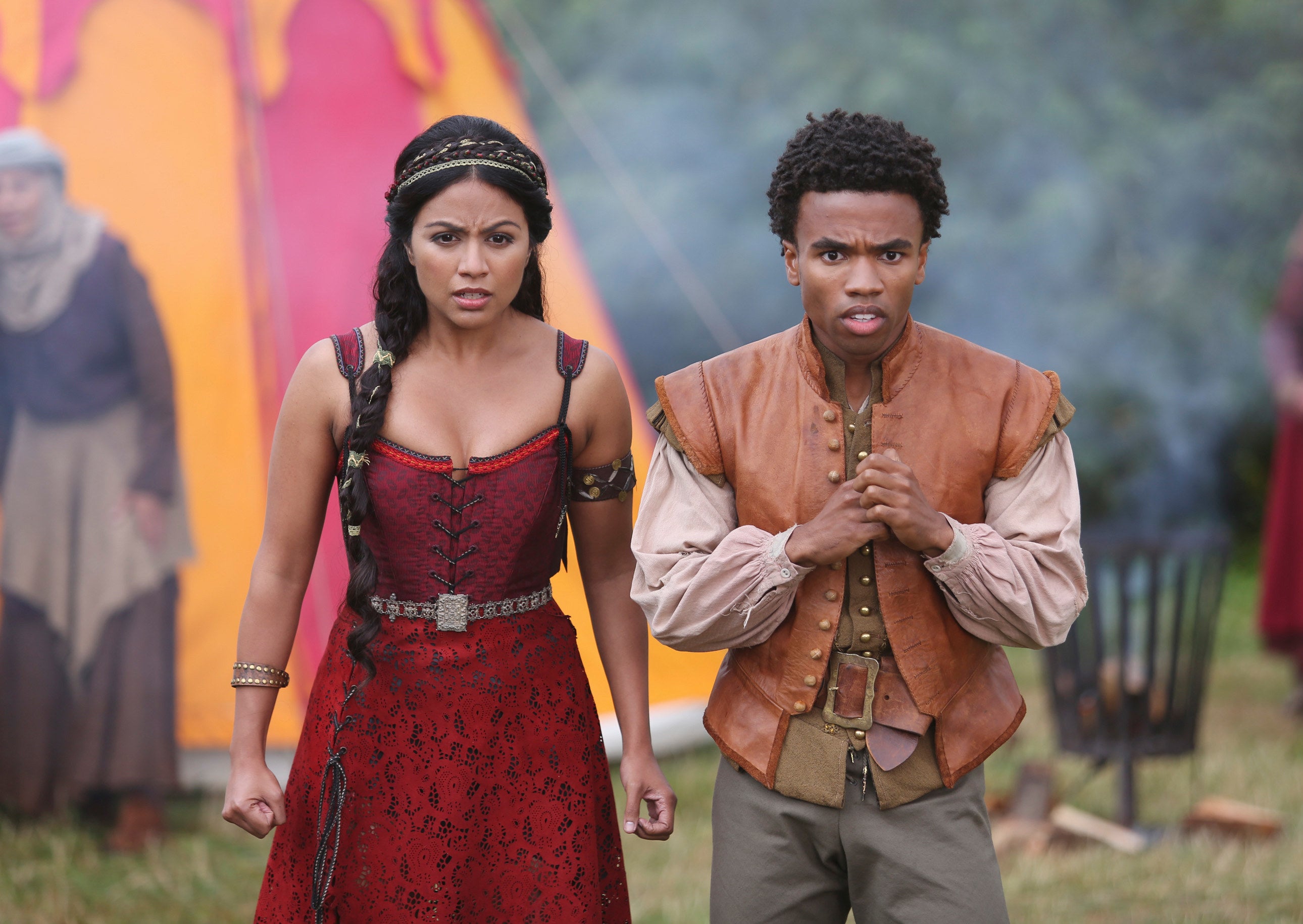 Isabella and Sid during the pilot episode of "Galavant"