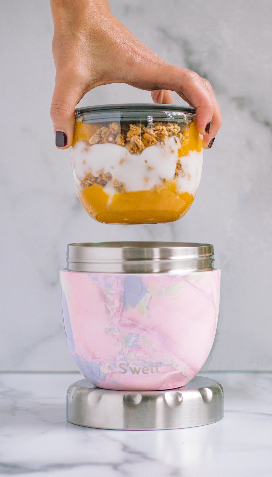 marble print food storage bowl