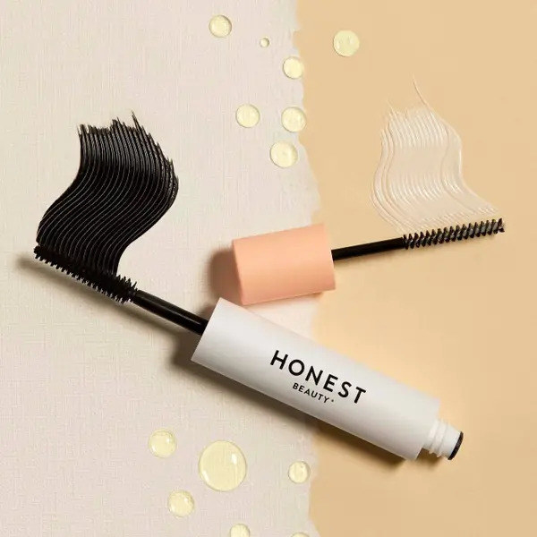 The Honest Beauty 2-in-1 mascara and lash primer