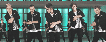 A clip of One Direction dancing from &quot;Kiss You&quot; MV