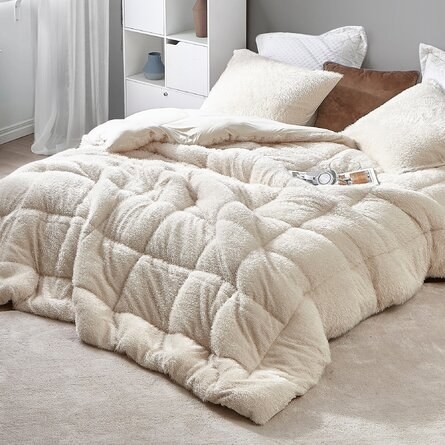 cream colored fuzzy comforter