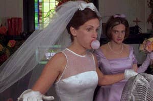 julia roberts in a wedding dress