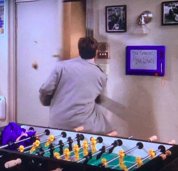 On Friends, the women leave Chandler and Joey a message after they take Monica&#x27;s apartment back