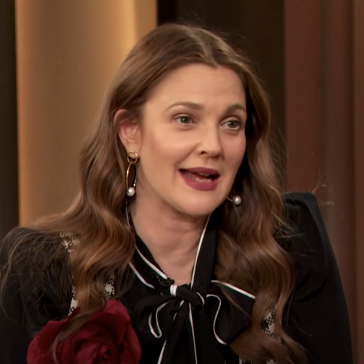 Drew Barrymore chats with Keanu Reeves on The Drew Barrymore Show
