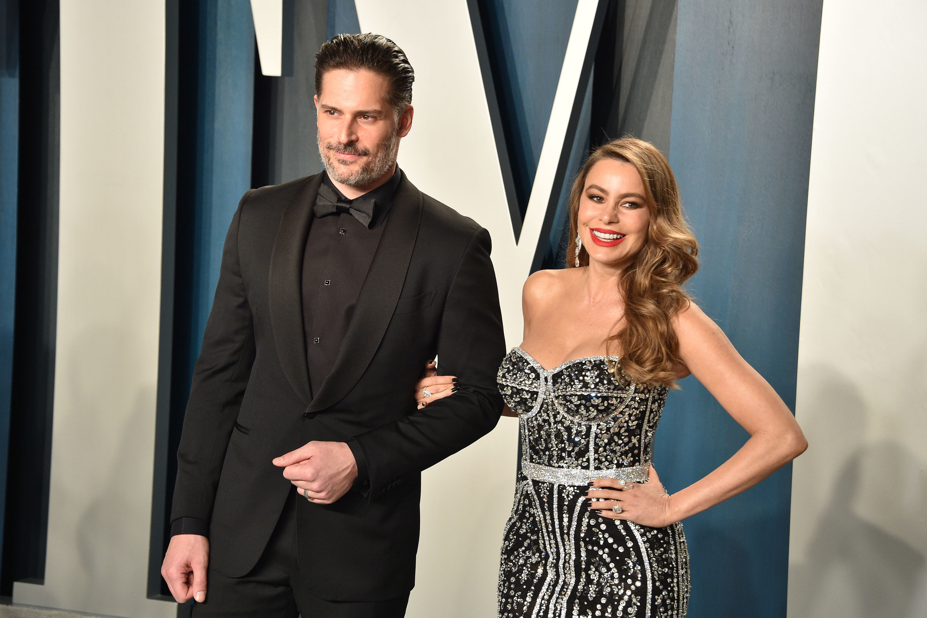 Joe Manganiello and Sofía Vergara at the 2020 Vanity Fair Oscar Party