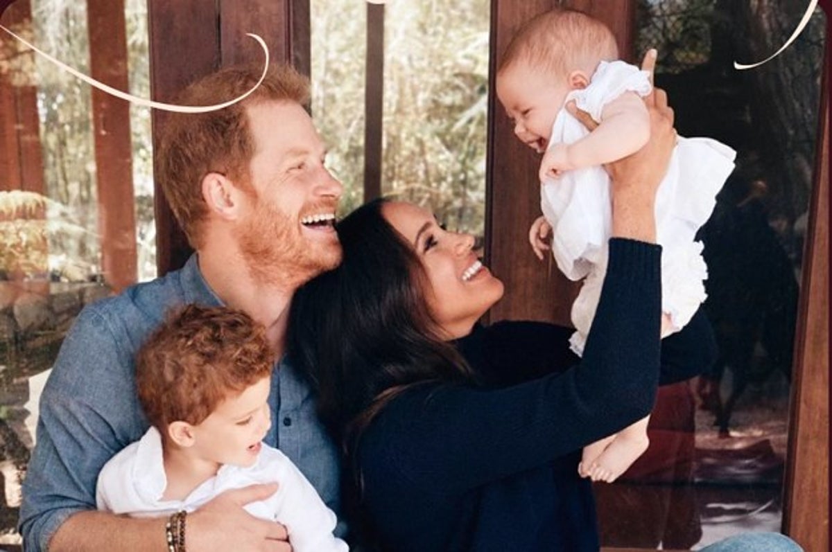 Prince Harry And Meghan Markle Shared The First Photo Of Their Daughter Lilibet In Their 2021 Christmas Card