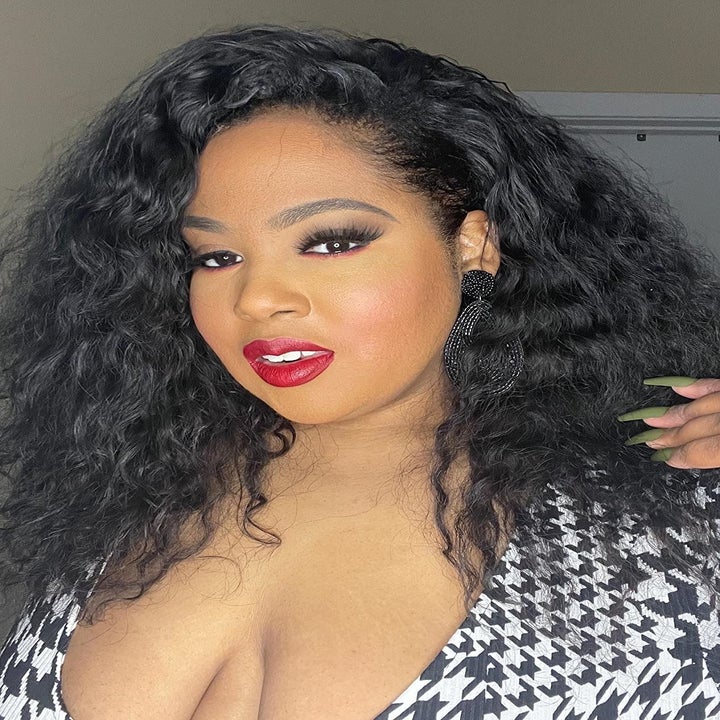 reviewer with vibrant red under the eyes