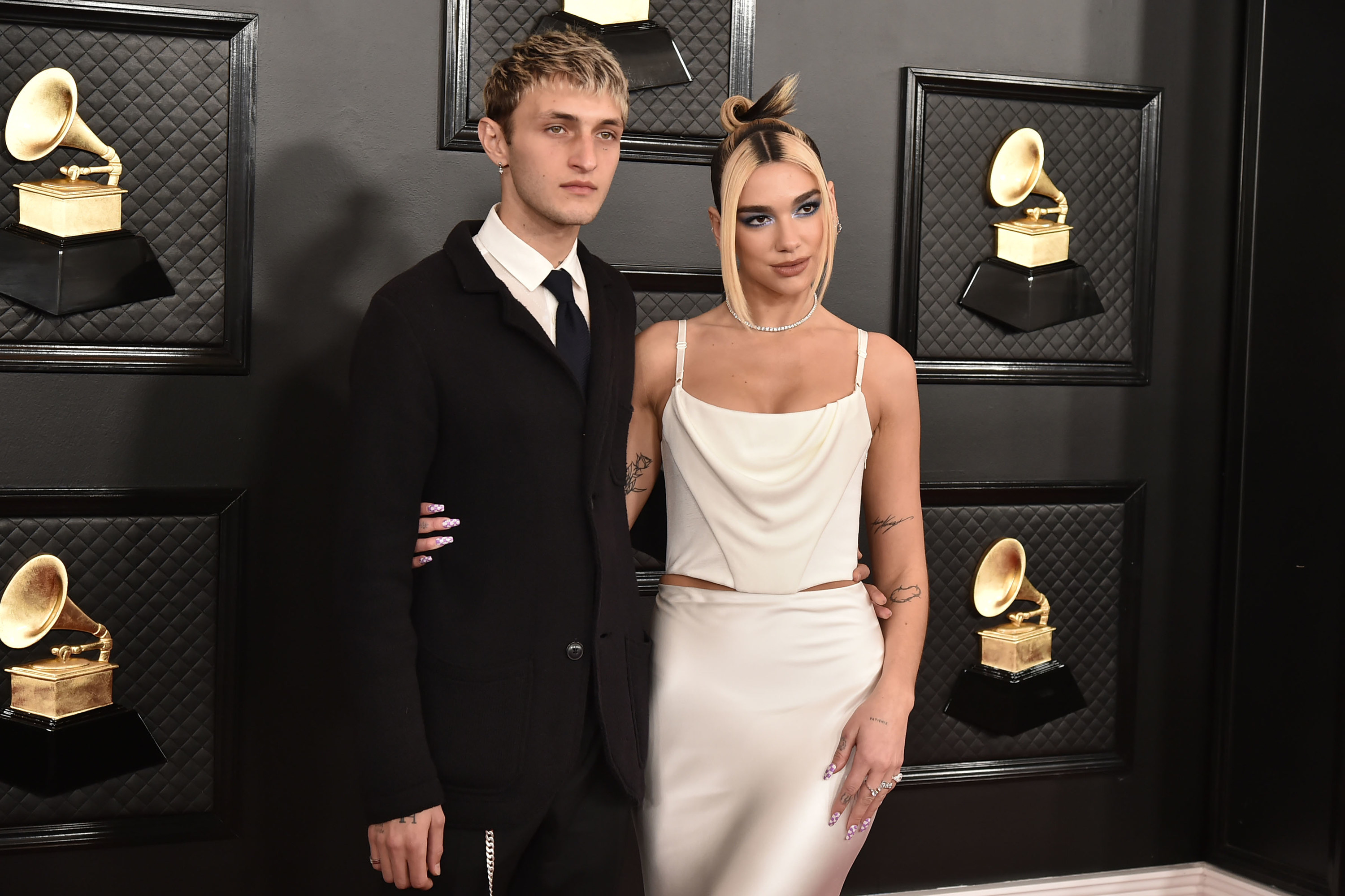 Lipa and Hadid pose for a photo togehter on the Grammys red carpet