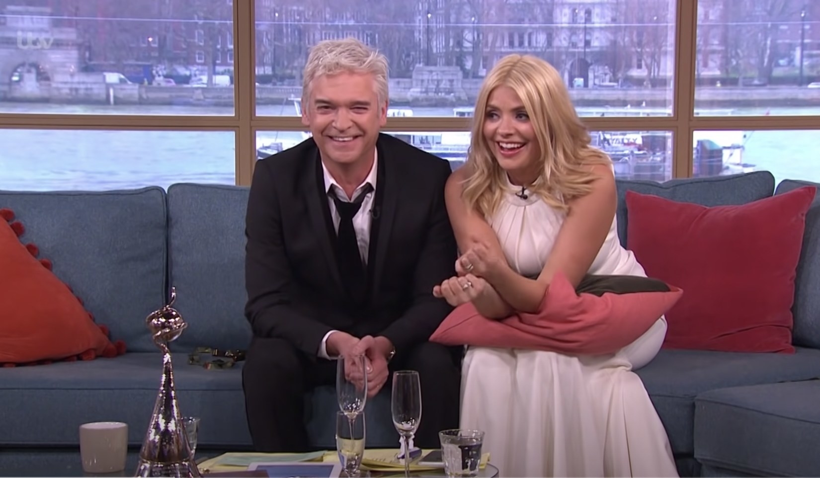 holly willoughby and philip scholfield looking dishevelled on the this morning sofa