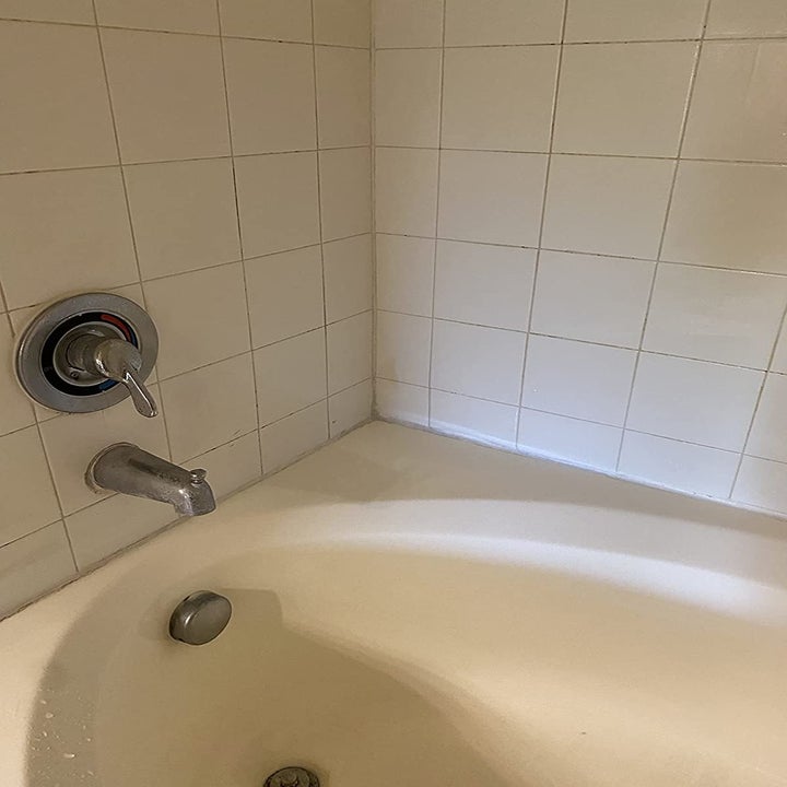 after image of the mildew gone from the grout