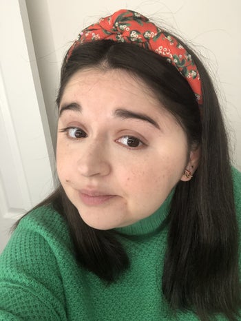 the buzzfeed editor wearing shape tape