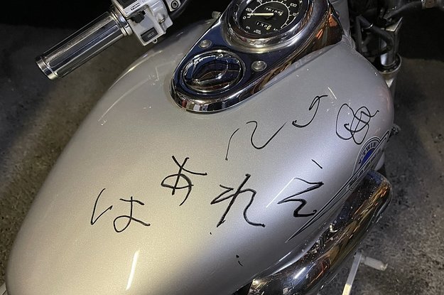 やられたわ」バイクに落書きした可愛い犯人に、「これは怒れない 