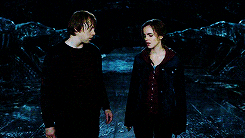 Ron and Hermione kissing in the Chamber of Secrets