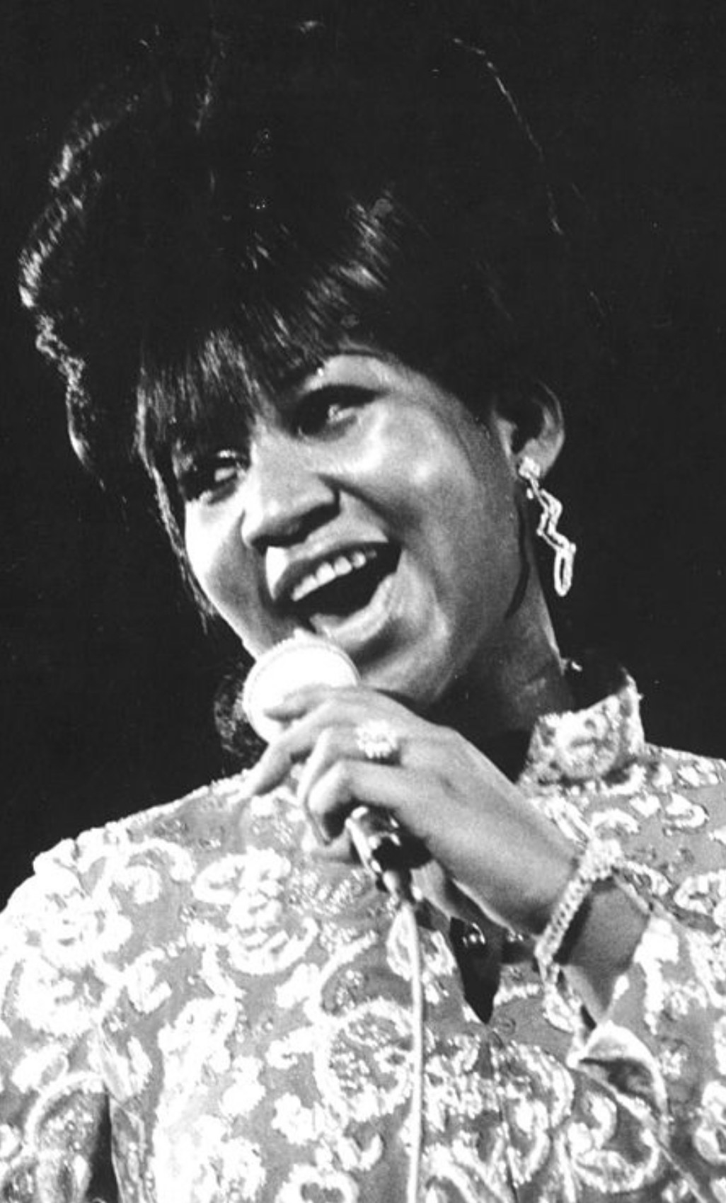 Franklin performing in concert in 1968