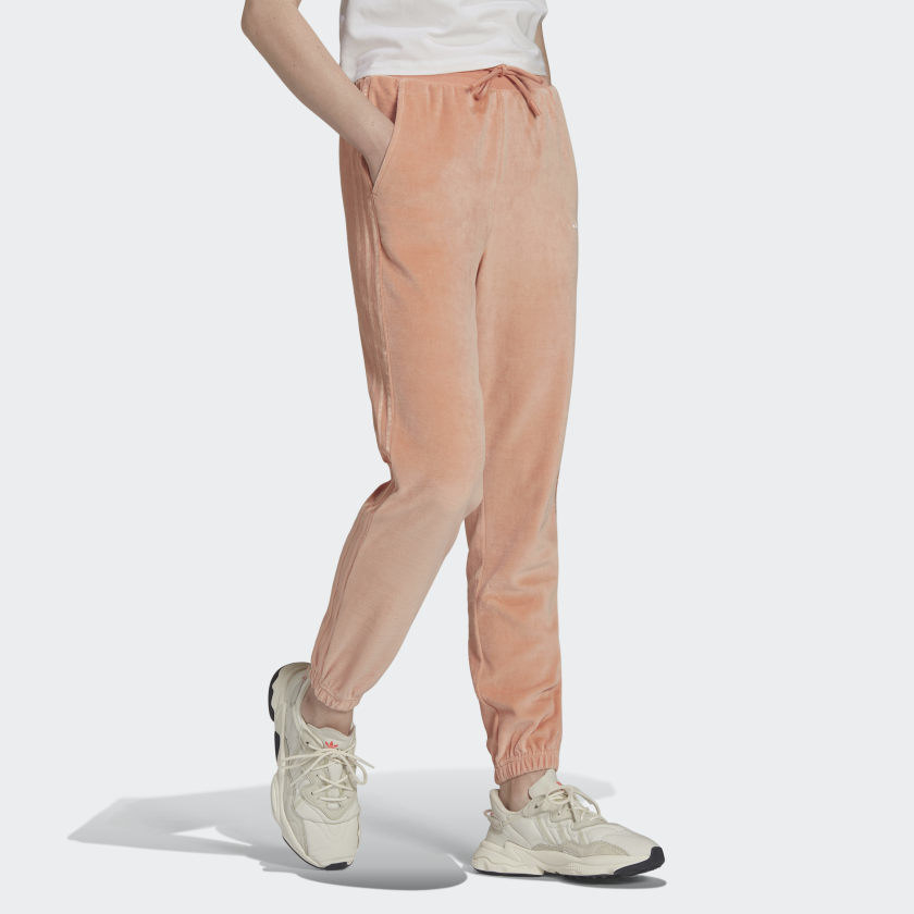 The pink joggers tapered at the ankle