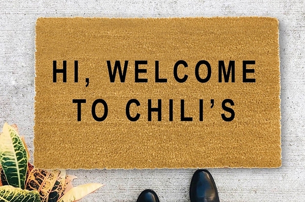 doormat that says hi welcome to chili's