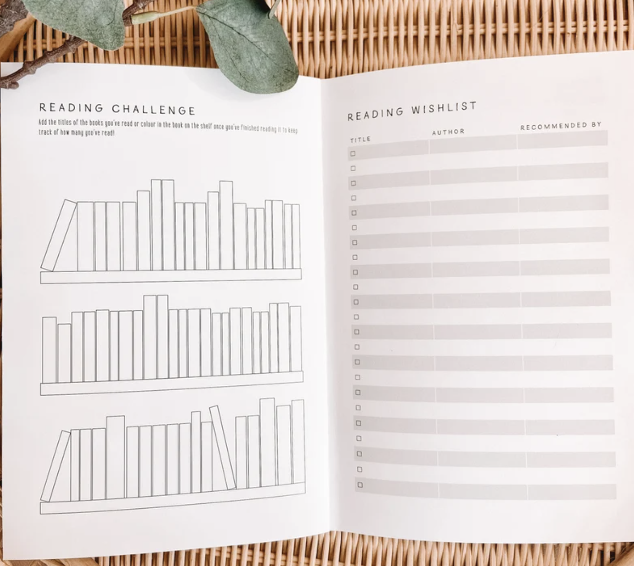 book journal to keep track of reading