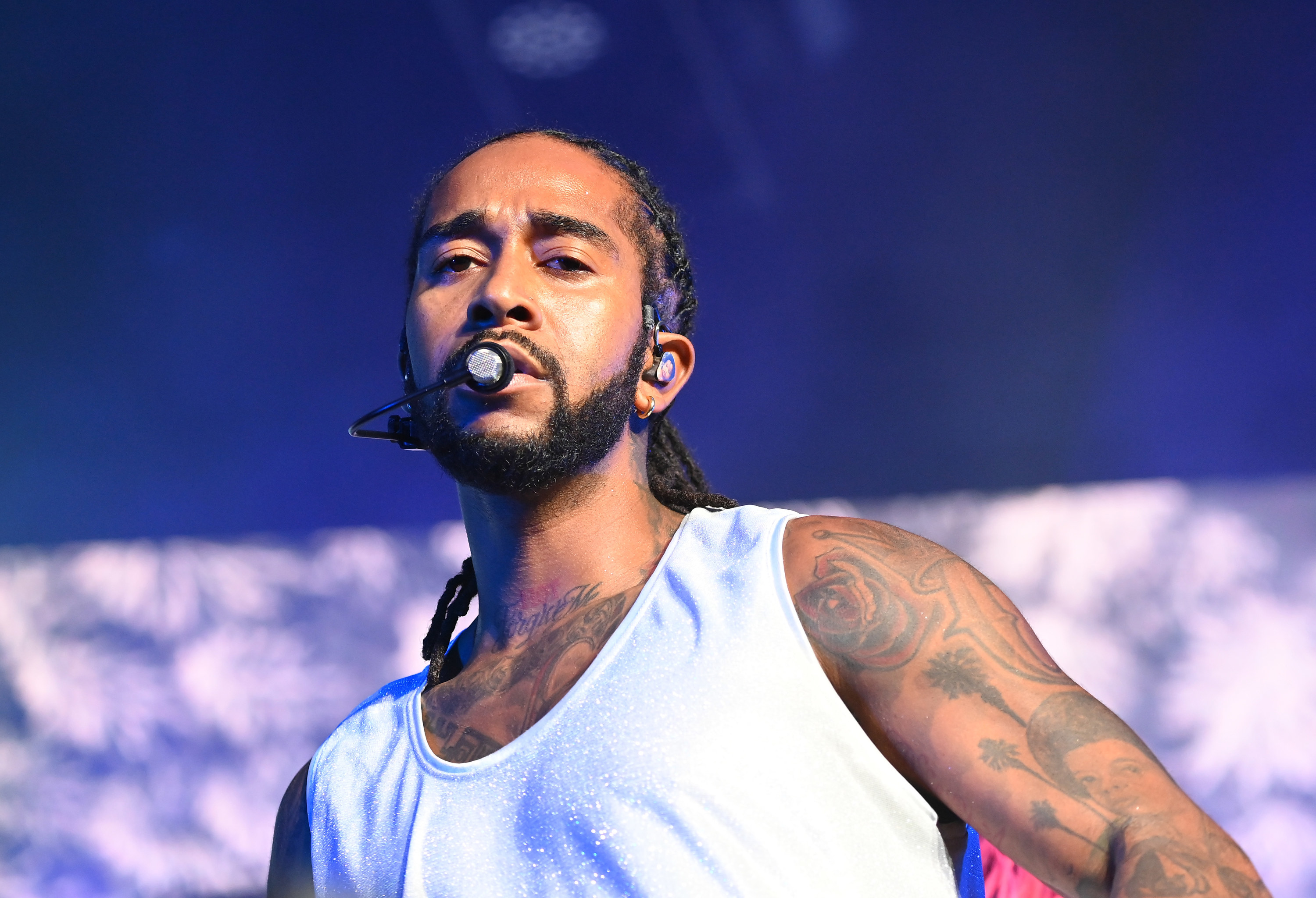 Singer Omarion performs onstage during 2021 The Millennium tour at State Farm Arena