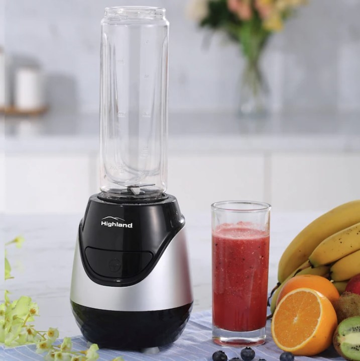 blender and smoothie