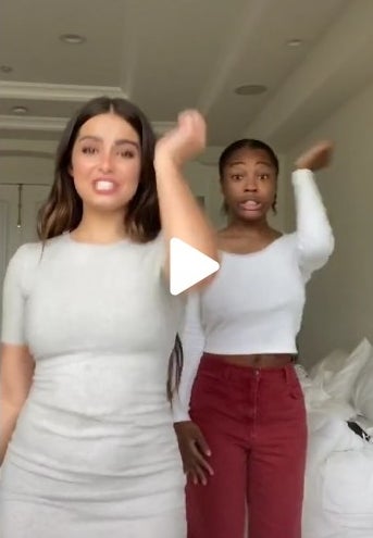 Addison Rae does the &quot;Thick&quot; TikTok challenge with Quenblackwell