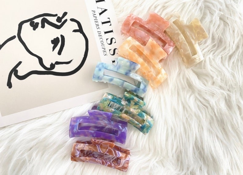 the marbled claw clips in different colors