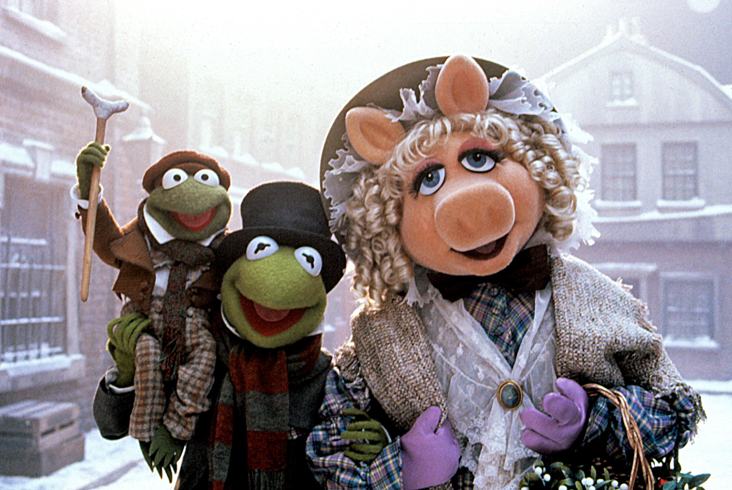 Kermit, Miss Piggy, and Tiny Tim as &quot;Christmas Carol&quot; characters