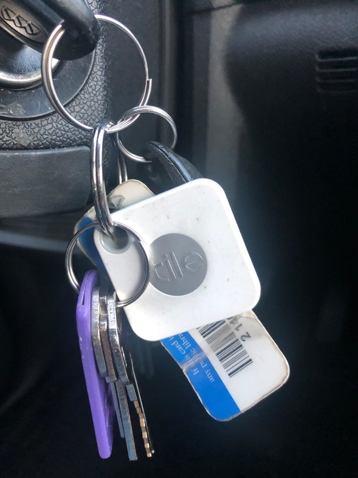reviewer image of the white Tile attached to car keys