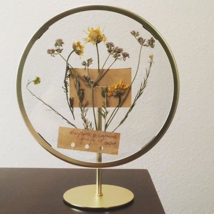 review photo of flowers and a note inside the infinity frame