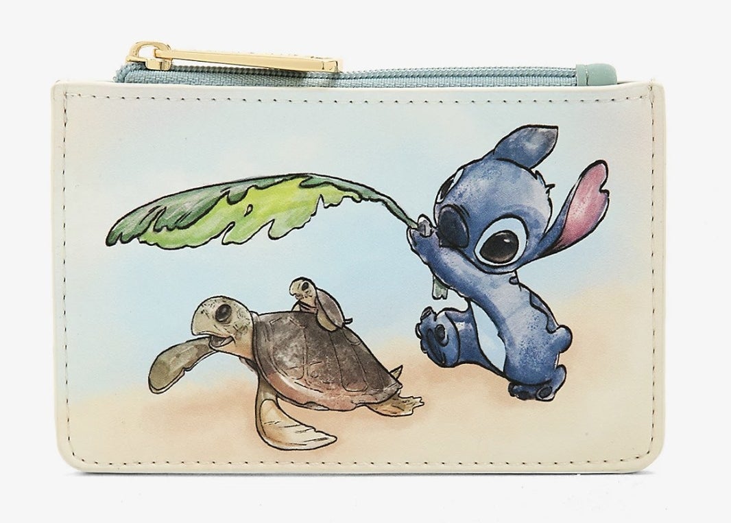 The coin purse with a Stitch and turtle design