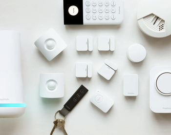 SimpliSafe bundle pack with different devices created to monitor an entire home