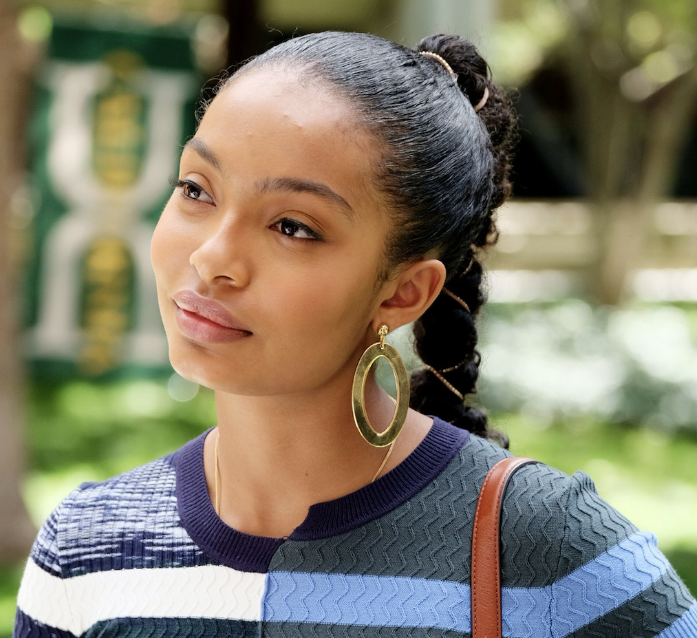 Yara Shahidi with a decorative ponytail as Zoey Johnson in &quot;Grown-Ish&quot;