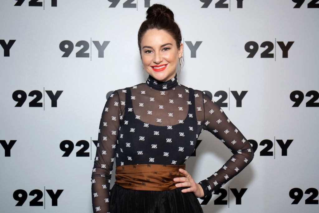 Shailene posing at the at 92nd Street Y