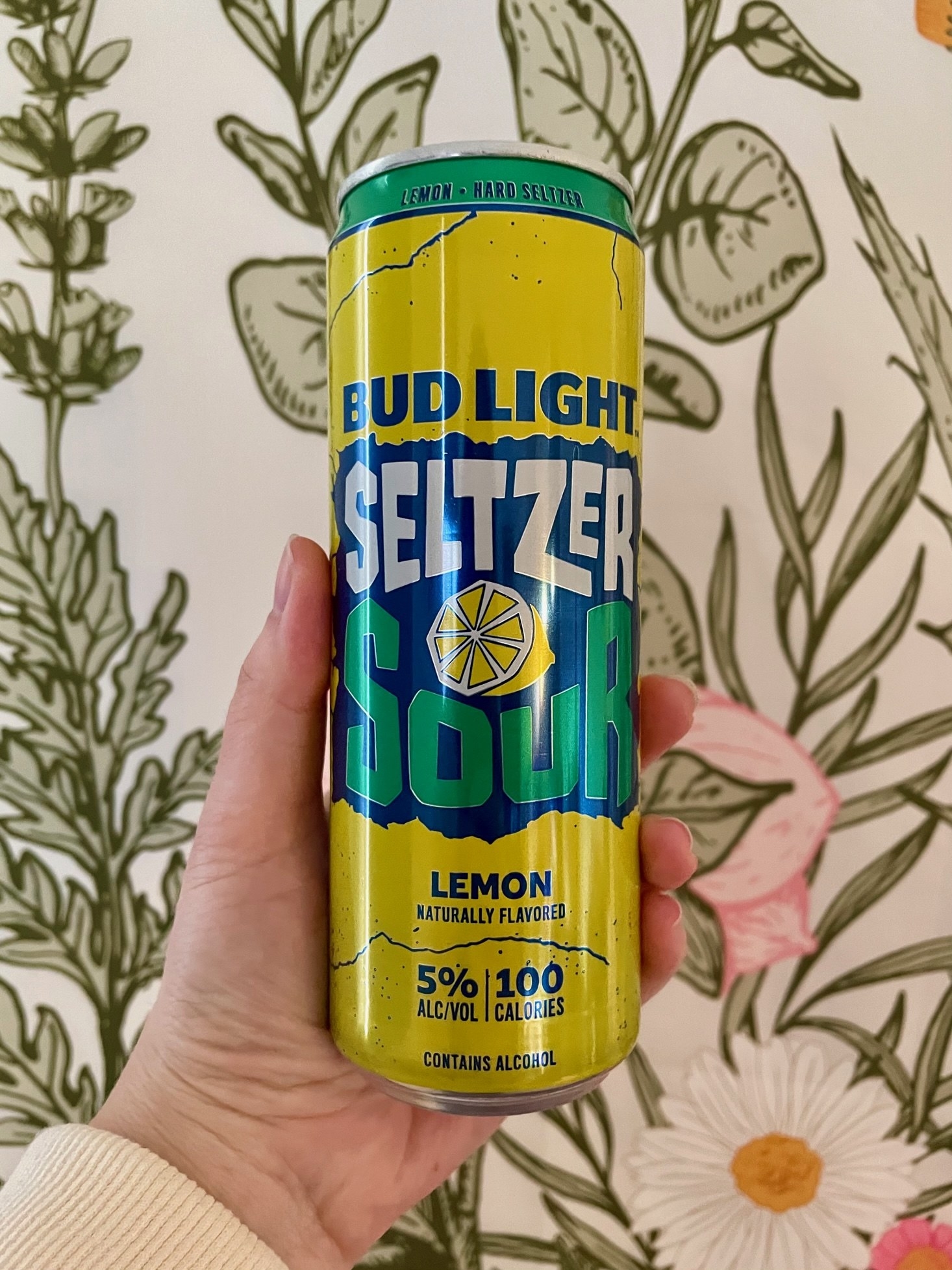 can of sour lemon seltzer