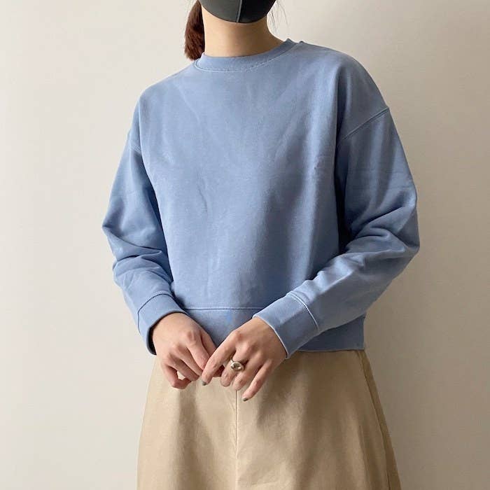 最近こればかり着ちゃう ユニクロの 楽ちんスウェット ぽわんと丸いシルエットがお気に入り