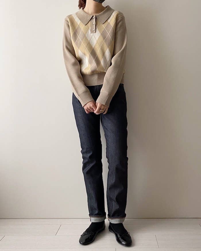 本当に1990円でいいの Guの レトロ風ニット 小顔効果がすんごいの