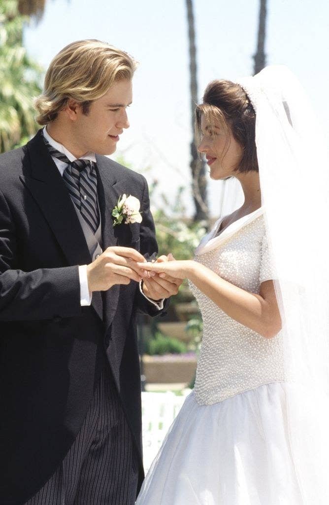 14 Celebrities Who Married Their High School Sweetheart
