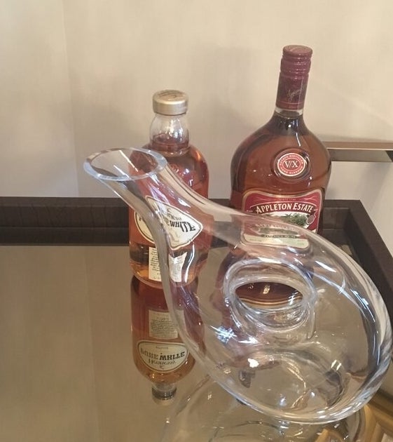 reviewer&#x27;s image of the wine decanter