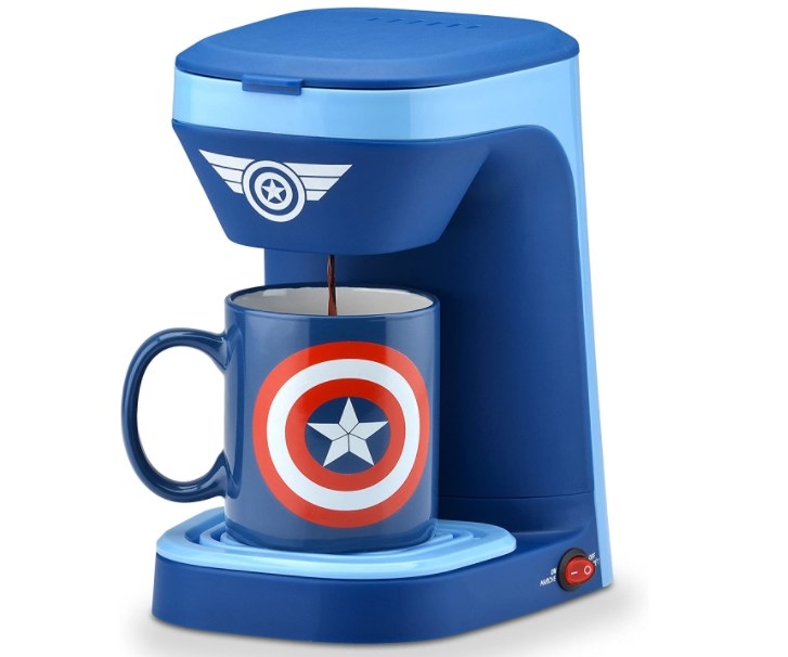 Cafetera con diseño de Capitán América