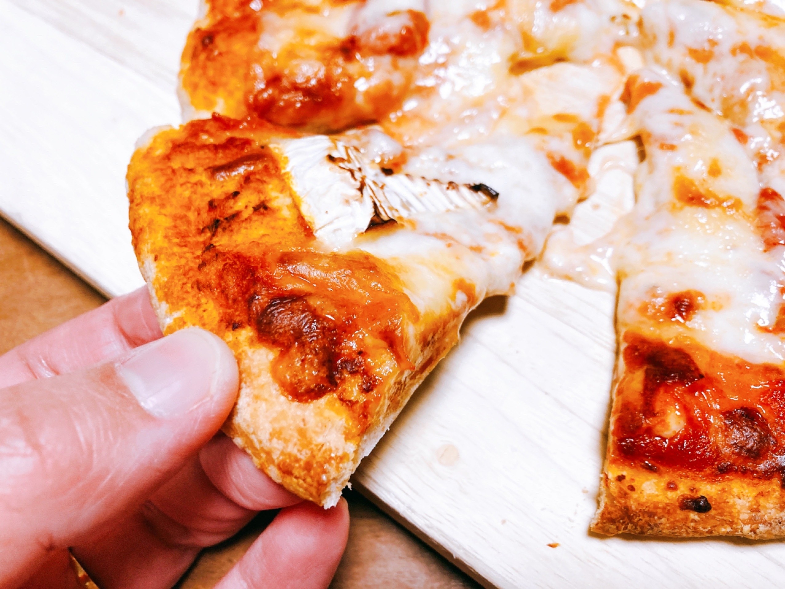 冷凍ピザの正解見つけた…！これはもうピザじゃなくてピッツァだわ